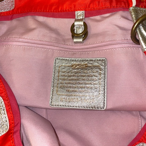 Coach Vintage Mad Hatter Tote Limited Edition - Picture 7 of 8